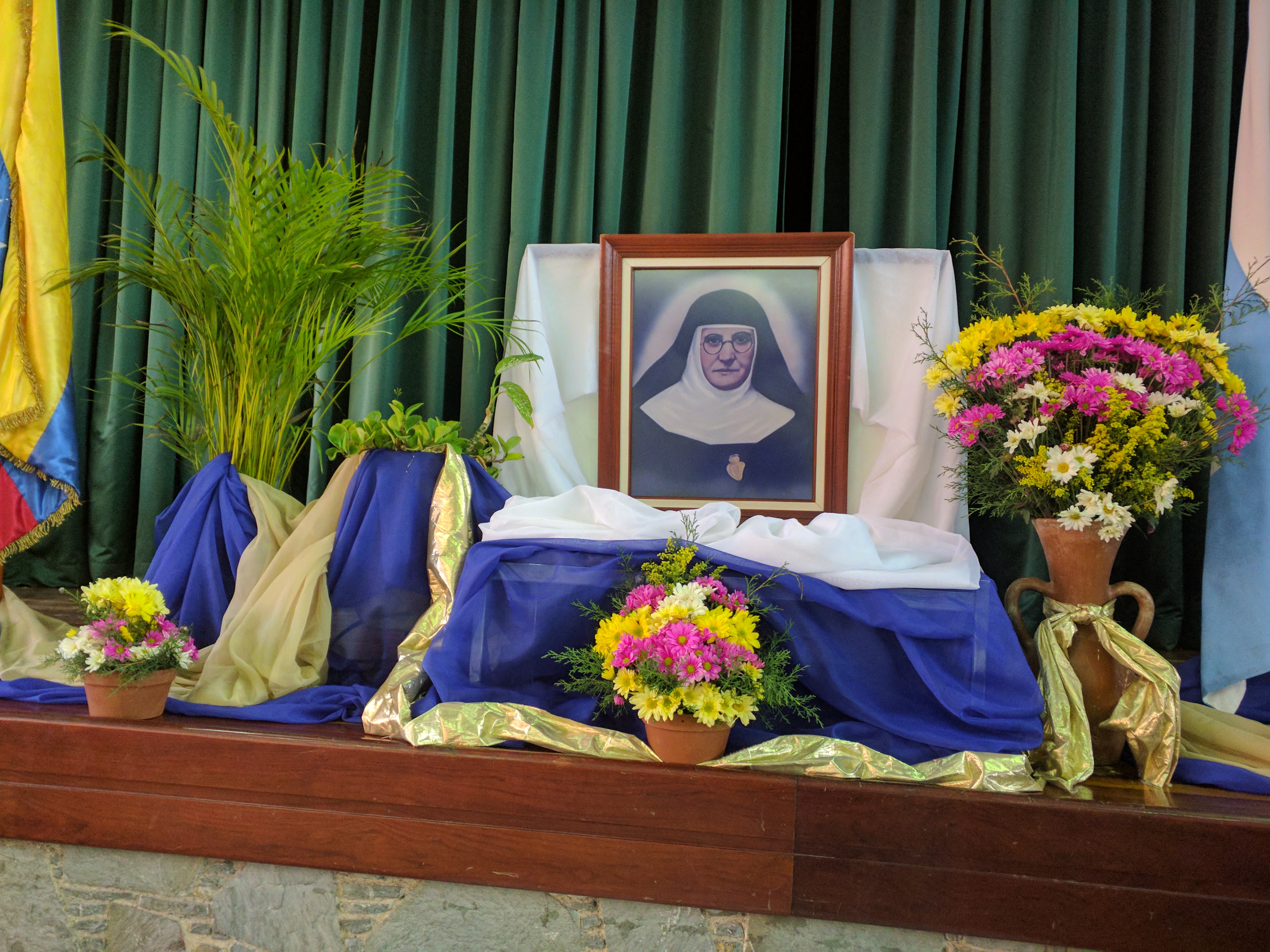 Conmemoración Natalicio MADRE TRINIDAD