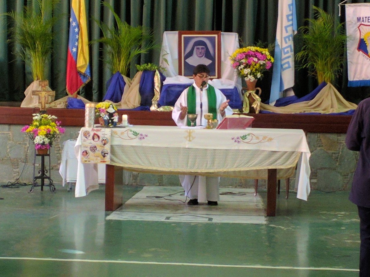Conmemoración Natalicio MADRE TRINIDAD