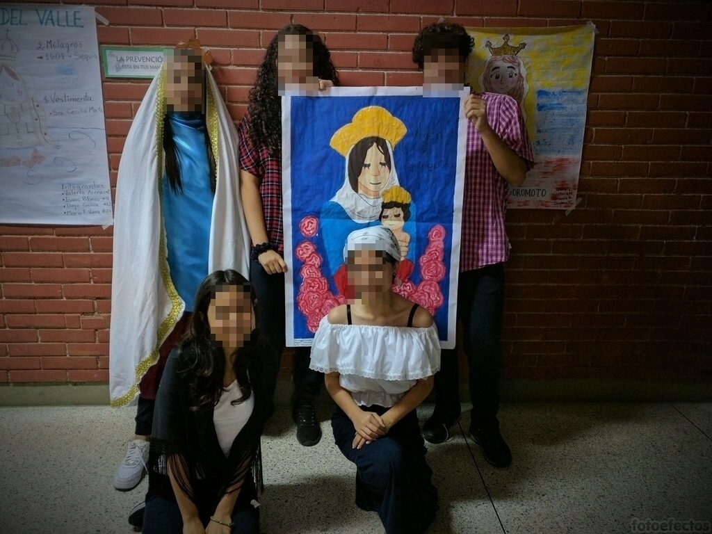 «MAYO» mes dedicado a nuestra madre «MARÍA»
