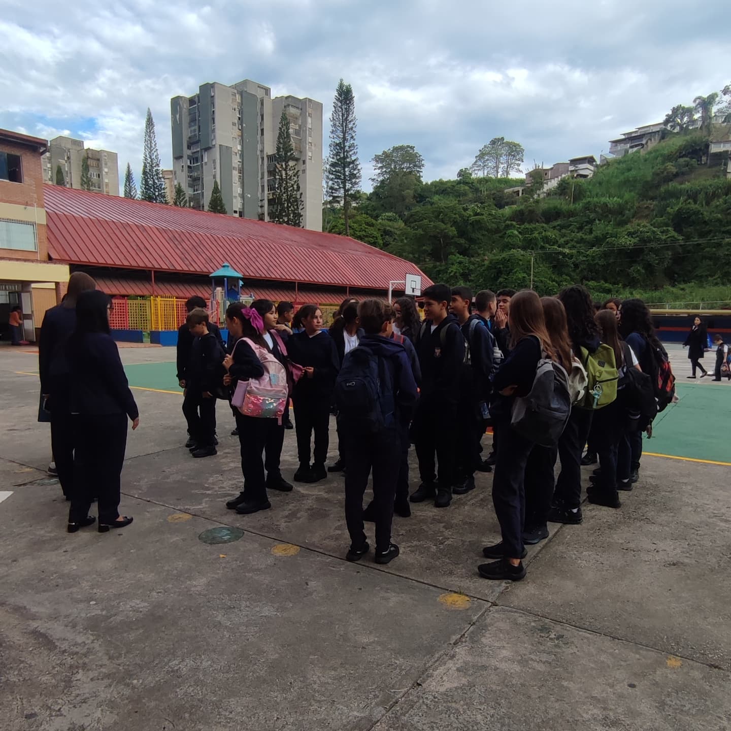 Iniciamos este Nuevo Año escolar con la más cálida y fraternal ¡Bienvenida!