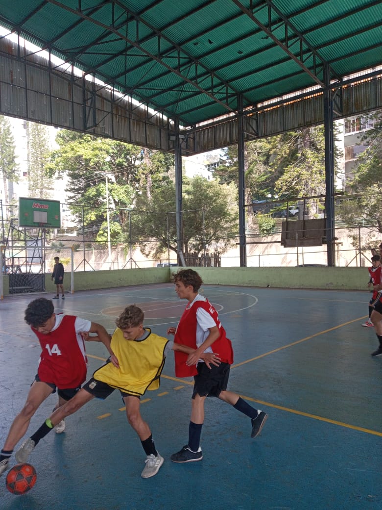 ¡CAMPEONES en la disciplina Deportiva Fútbol Sala nuestro equipo Mater Dei!